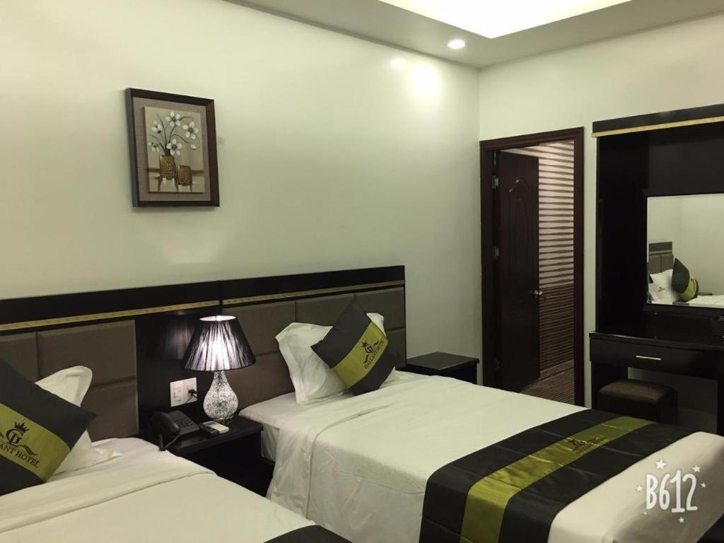 Gallant Hotel - 154 Ngo Gia Tu Hai Phong Kültér fotó